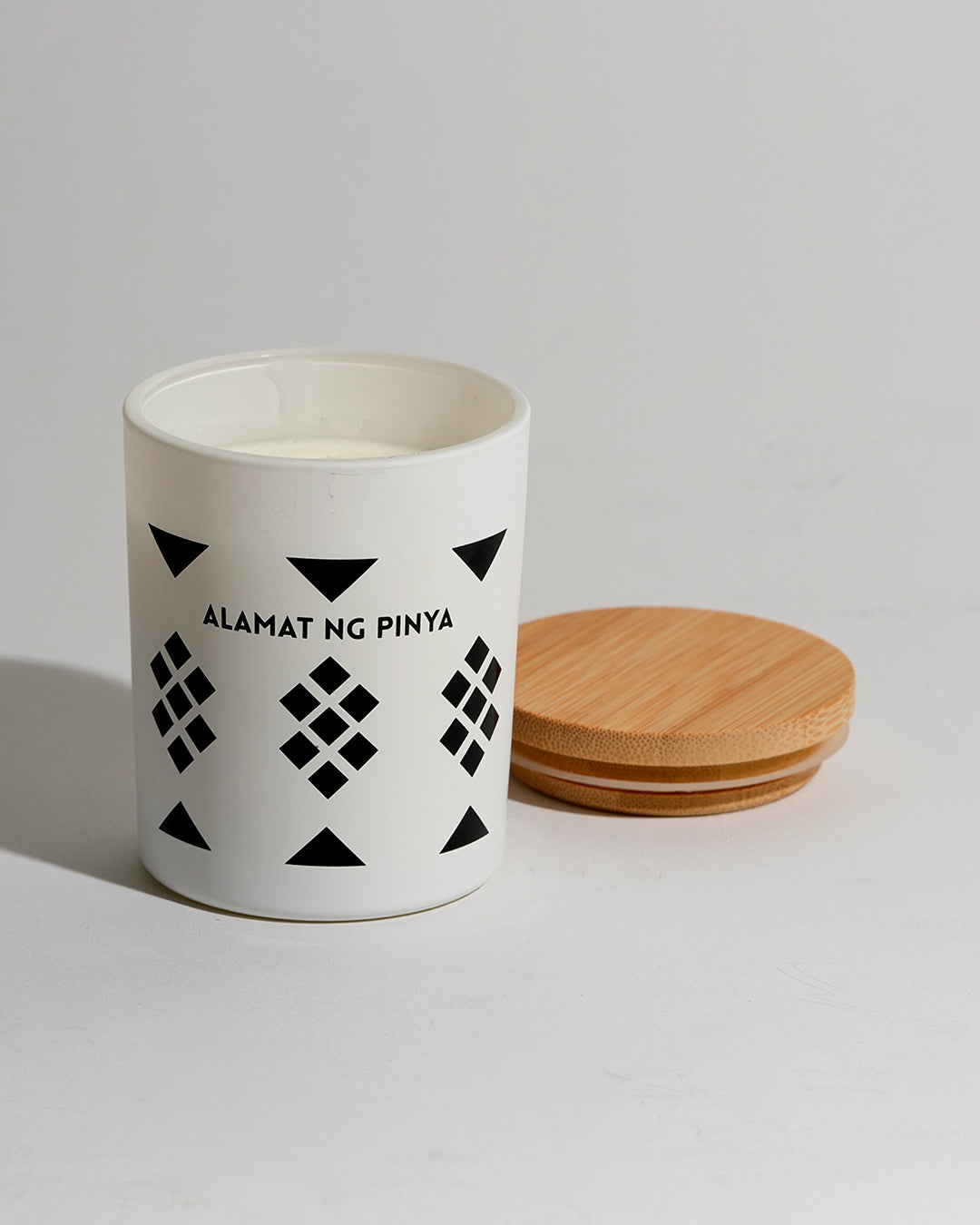 Alamat ng Pinya Soy Candle